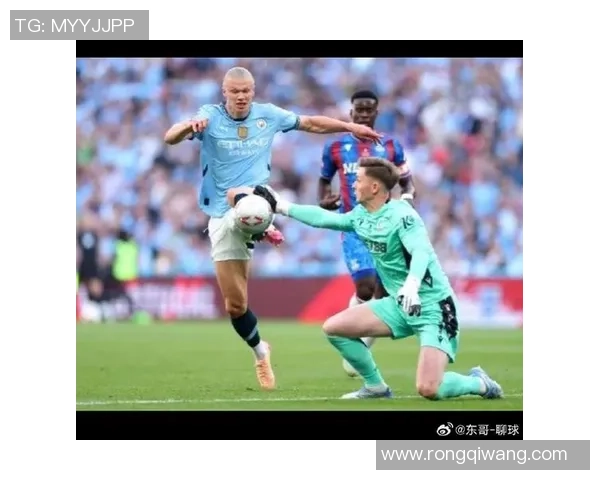 欧冠惊天逆转曼联5-1狂胜曼城引发全场震动